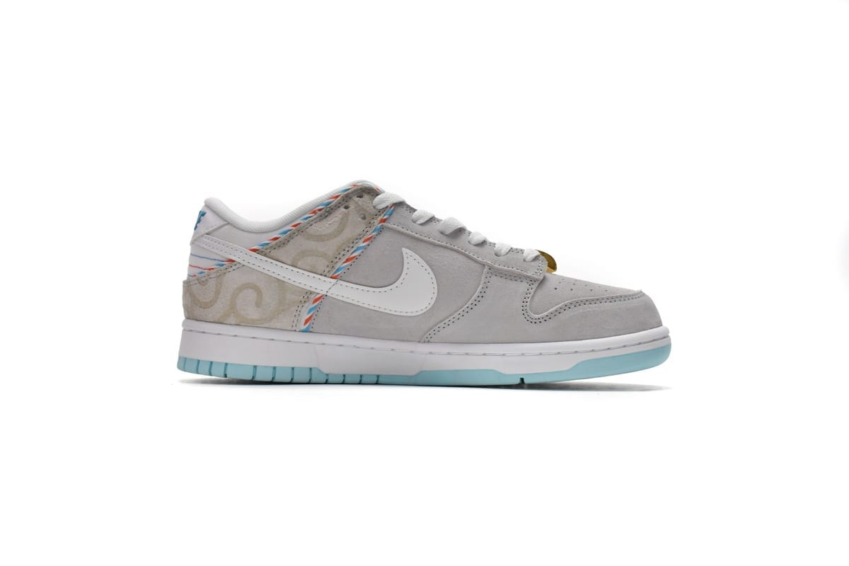 Nike Dunk Low SE Barber Shop Grey