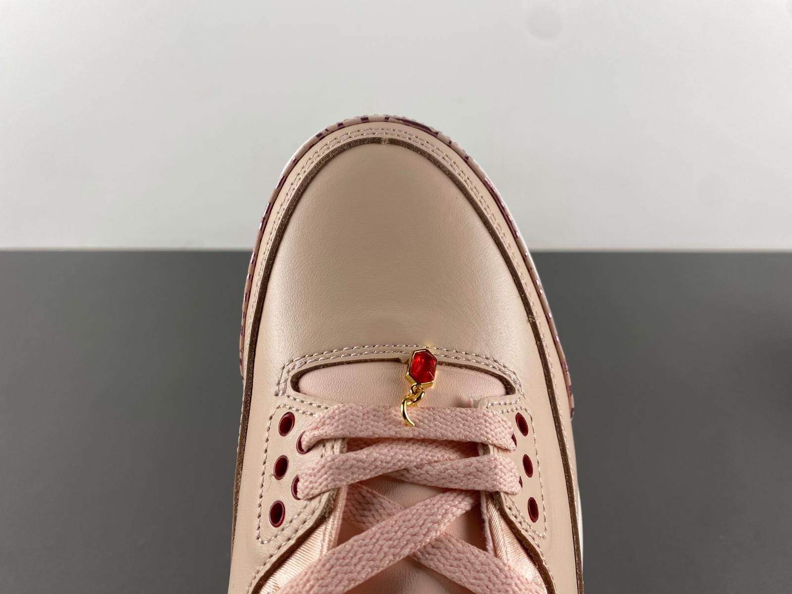 Air Jordan 3 “Valentine’s Day”