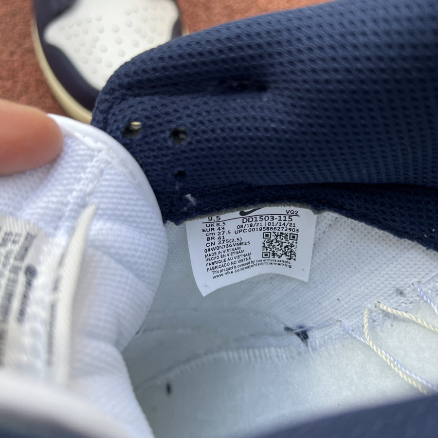 Nike Dunk Low Vintage Navy