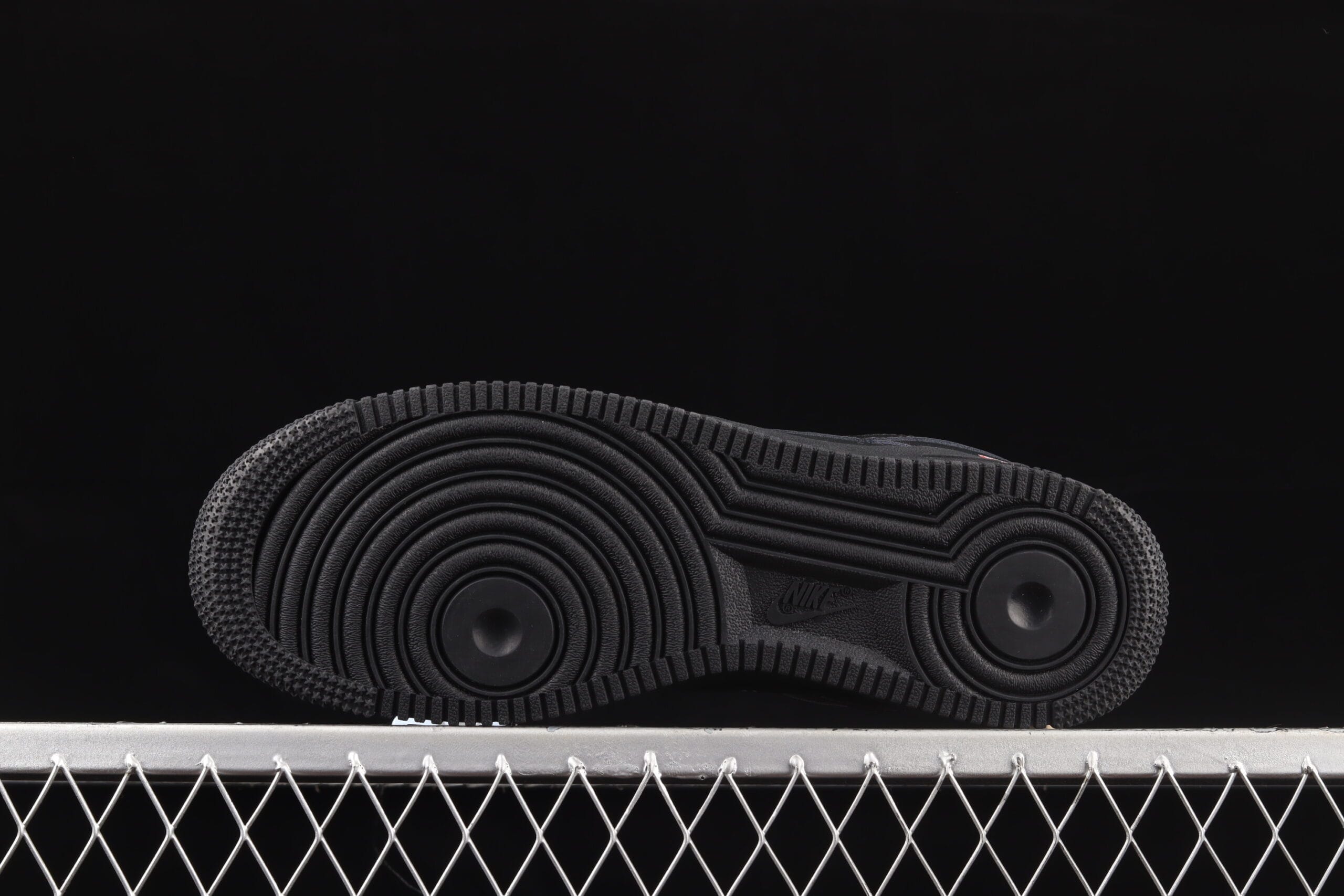 Nike Air Force 1 Low Supreme Black