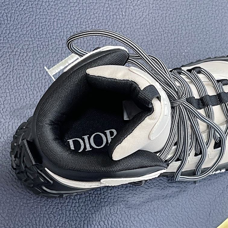 DIORIZON HIKING BOOT GRAY TECHNICAL MESH AND BLACK RUBBER – DO088