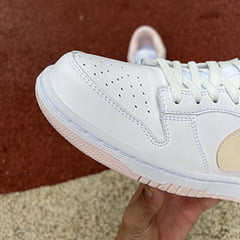 Nike Dunk Low Pearl White