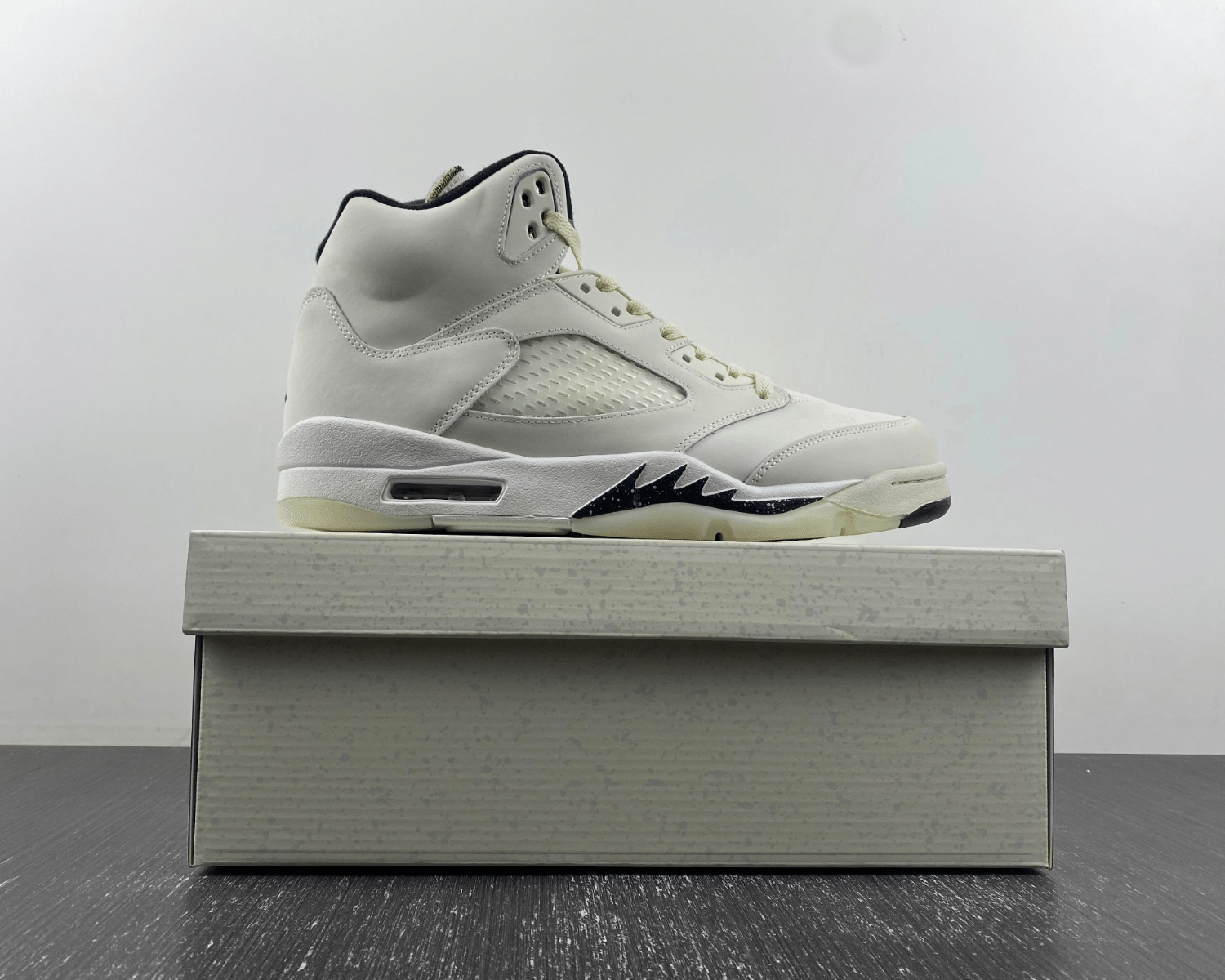 Air Jordan 5 SE “Sail”
