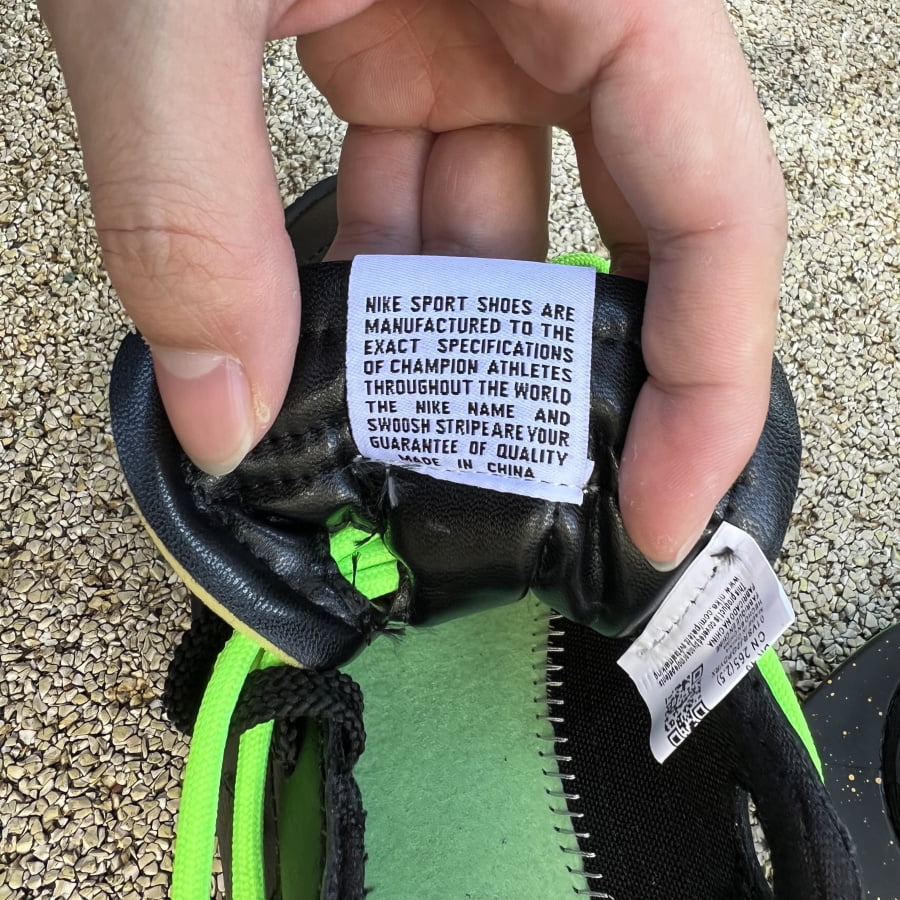 Nike Blazer Low 77 Off-White Electro Green