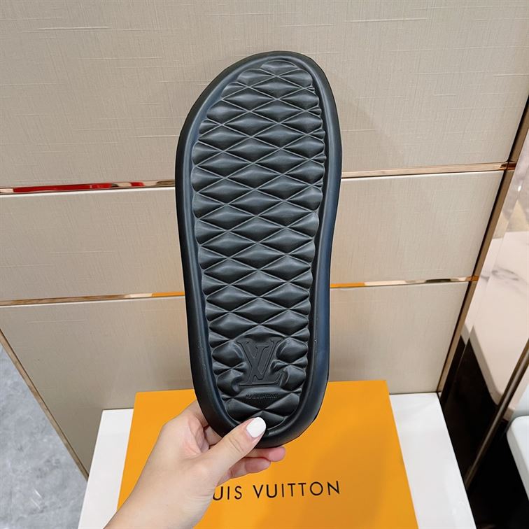 LOUIS VUITTON WATERFRONT MULE – LVSD028