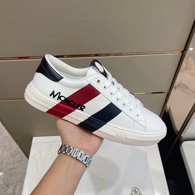 MONCLER MONTPELLIER STRIPED LOGO-PRINT SNEAKERS – MCS005