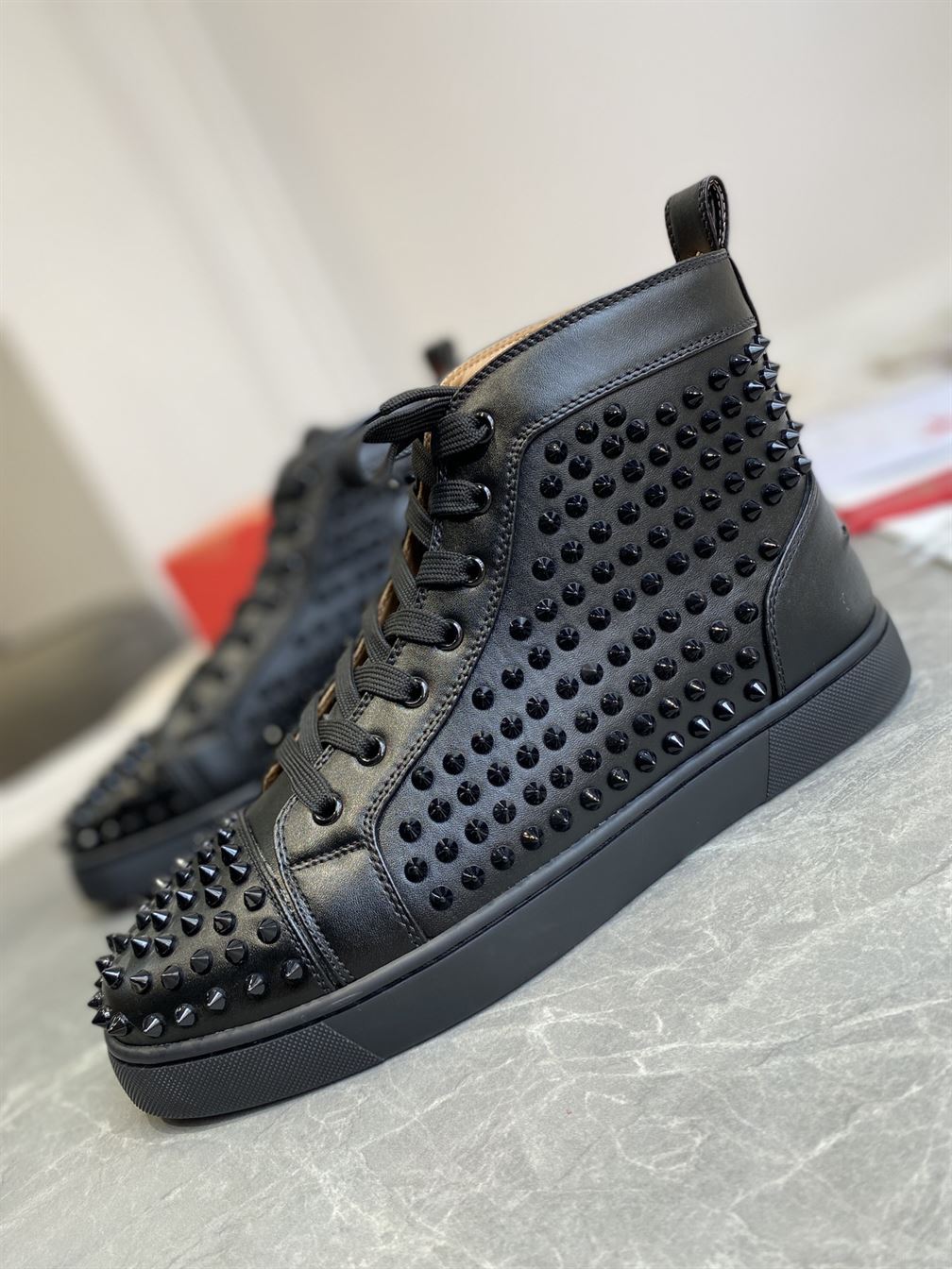 CHRISTIAN LOUBOUTIN HIGH TOP SNEAKER – CLS006