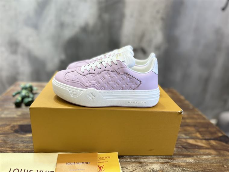 LOUIS VUITTON LV GROOVY PLATFORM SNEAKER – LVS190
