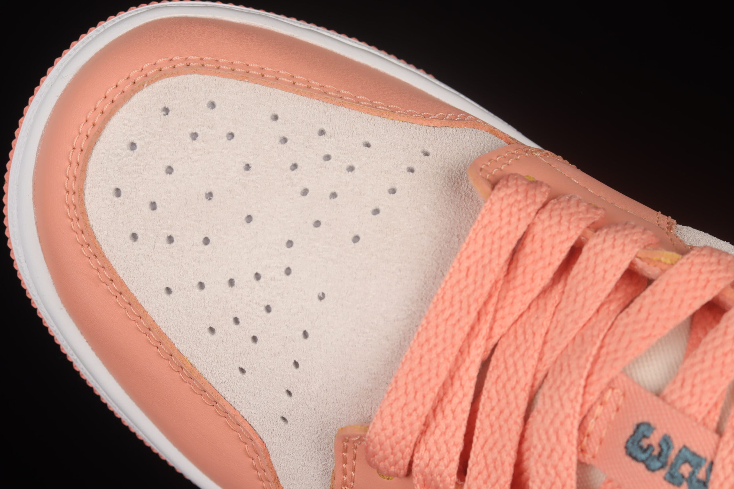 Air Jordan Low 1 Light Madder root