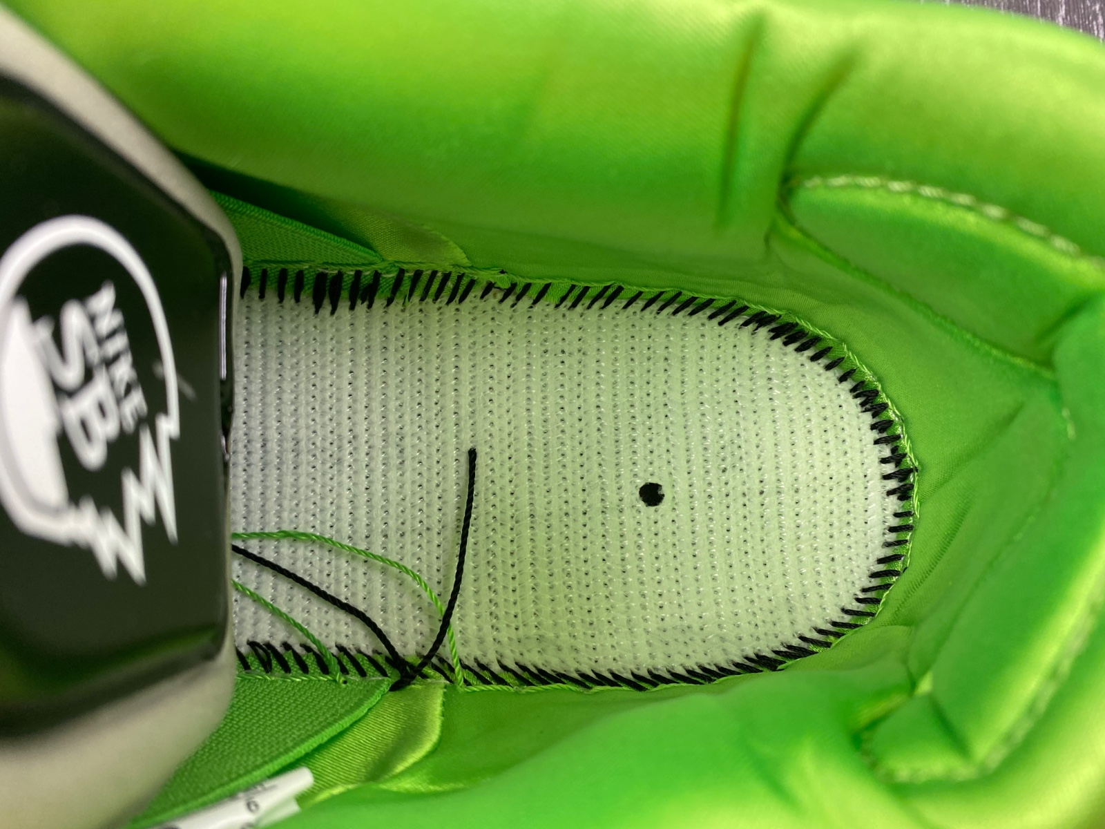 The Powerpuff Girls x Nike SB Dunk Low “Buttercup”