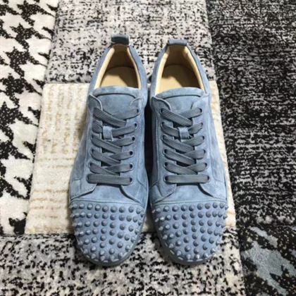 CHRISTIAN LOUBOUTIN LOW TOP SNEAKER – CLS023