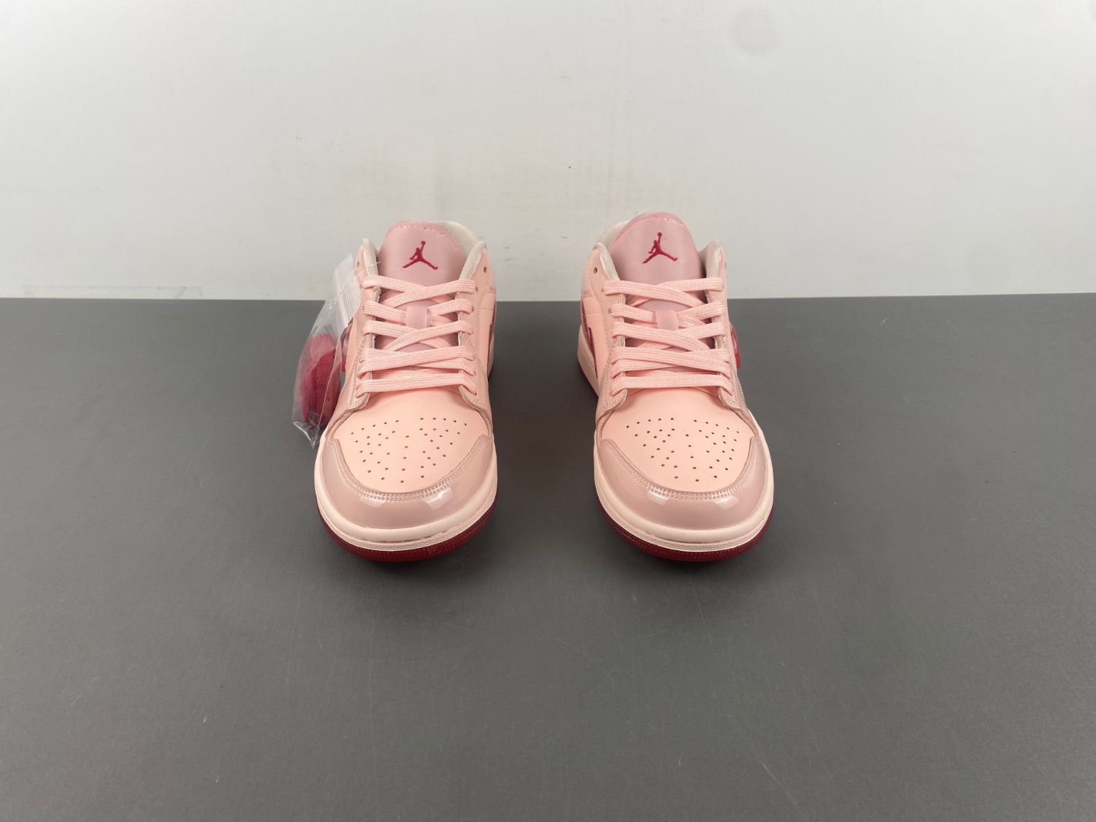 Jordan 1 Low Patent Valentine’s Day