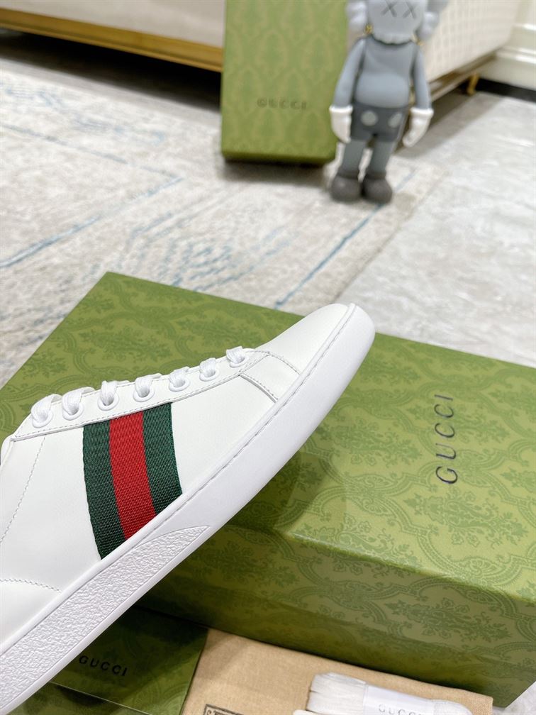 GUCCI ACE LEATHER SNEAKER – GCC089
