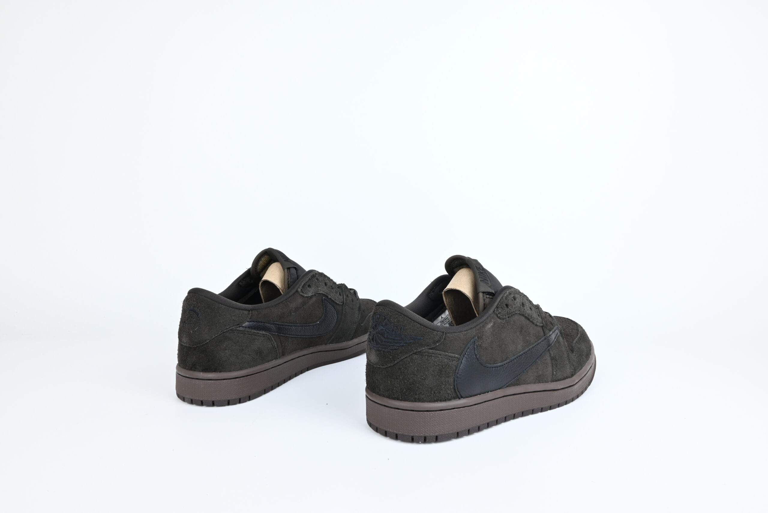 Travis Scott x Air Jordan 1 Retro Low OG SP Velvet Brown