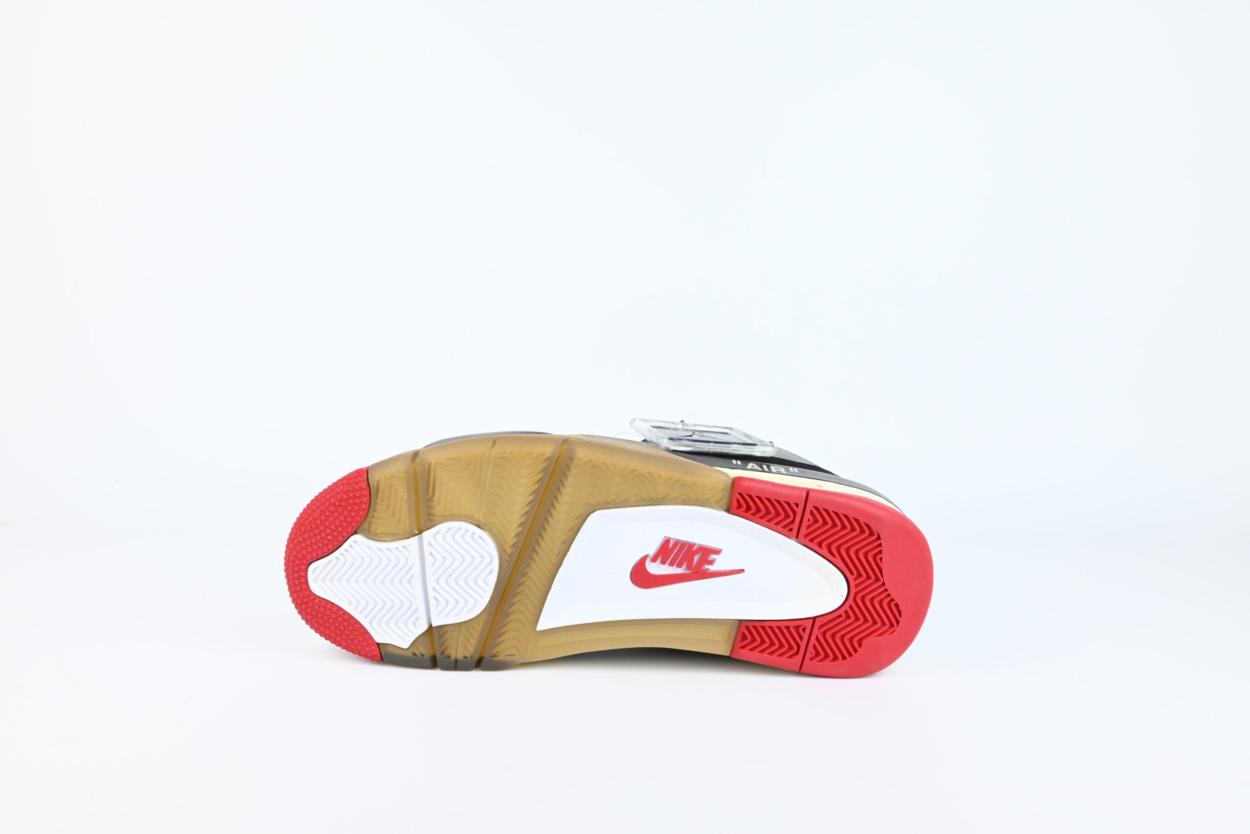 Off-White x Air Jordan 4 Bred