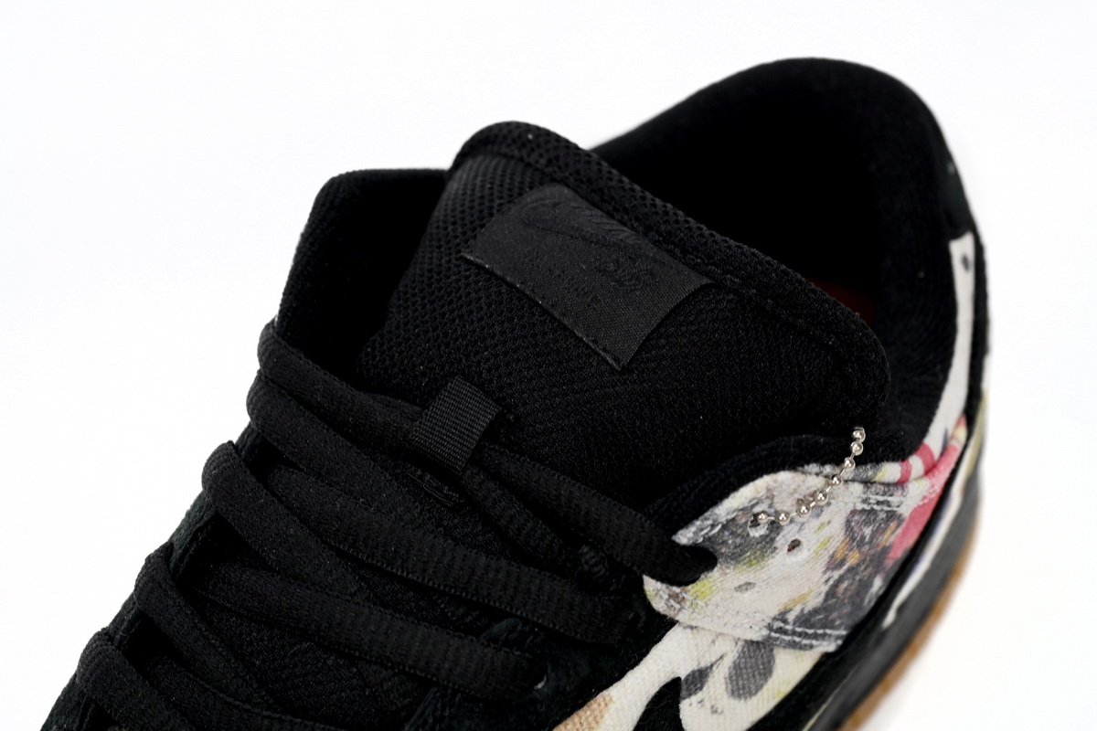 Nike SB Dunk Low Supreme Rammellzee