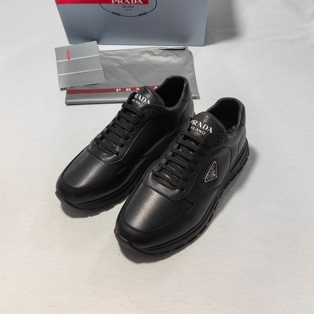 PRADA LEATHER SNEAKERS – PRS072