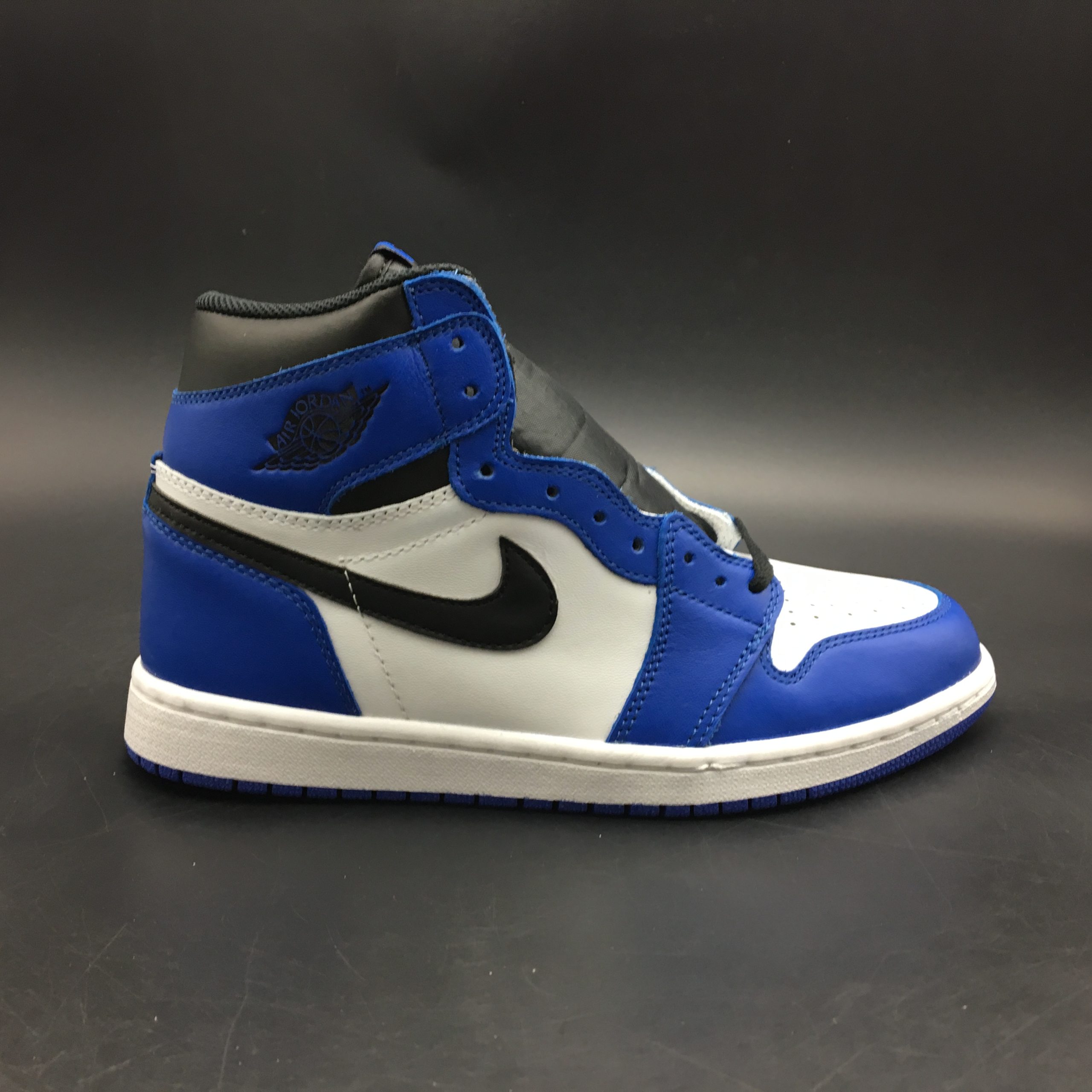 Air Jordan 1 Retro High OG Game Royal