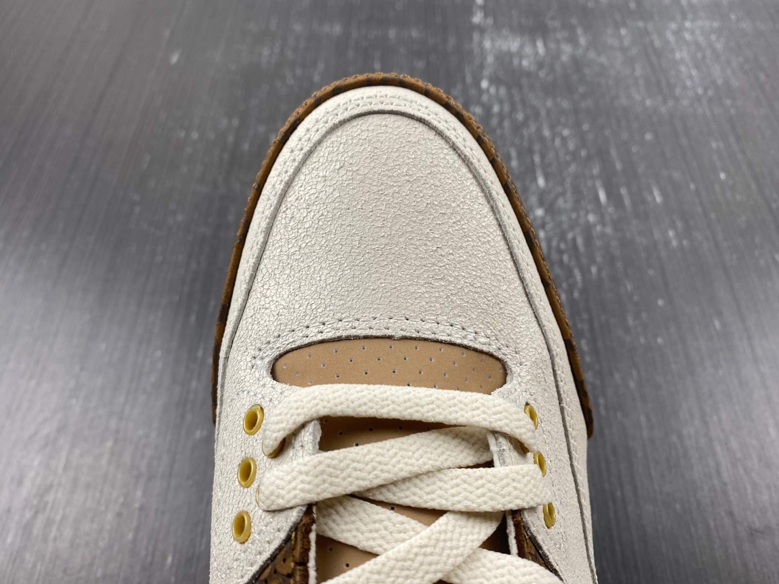 Air Jordan 3 Retro Palomino