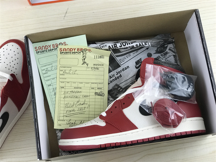 Air Jordan 1 High OG Chicago Lost and Found