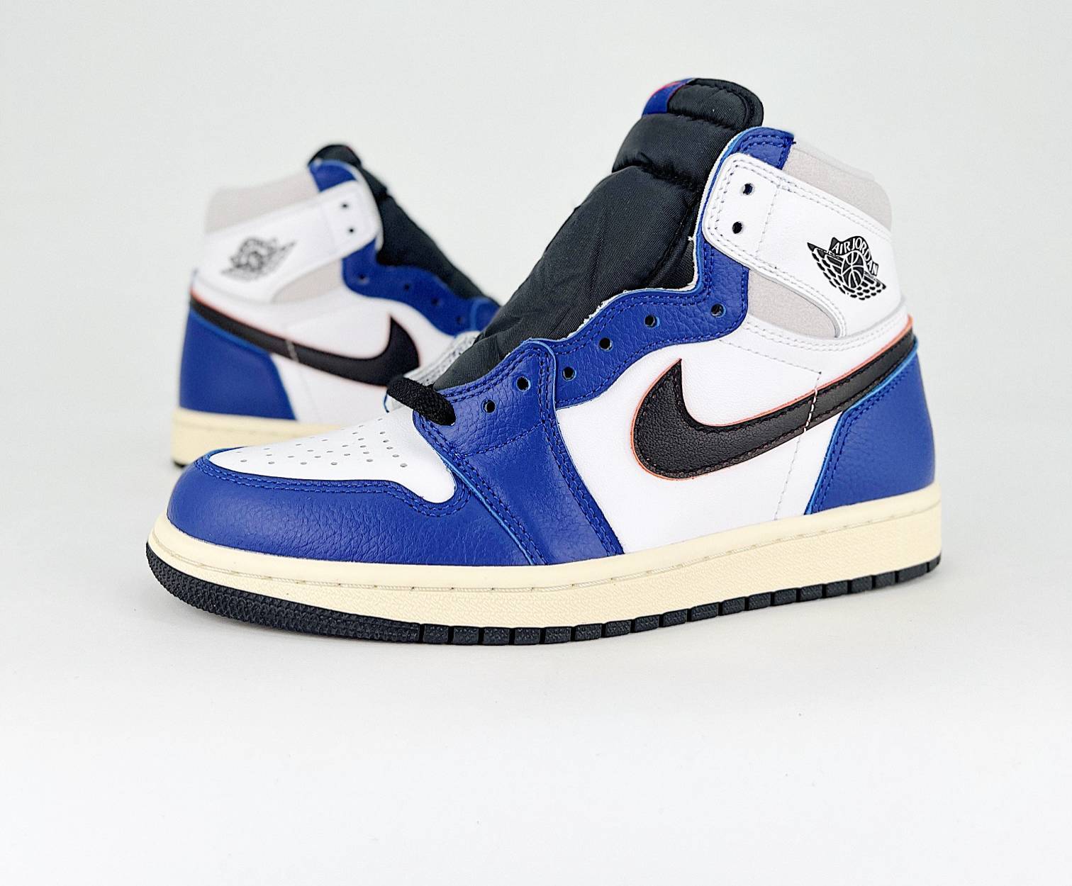 Air Jordan 1 High OG Rare Air “Deep Royal Blue”