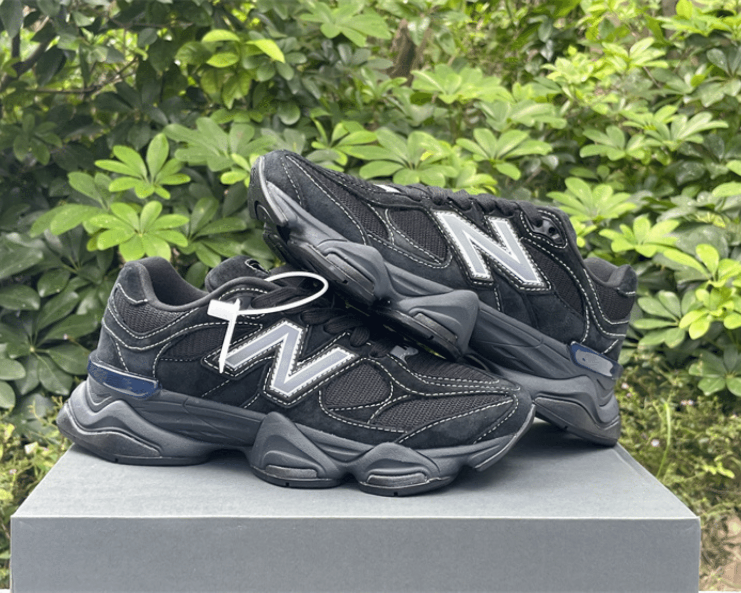 New Balance 9060 Black