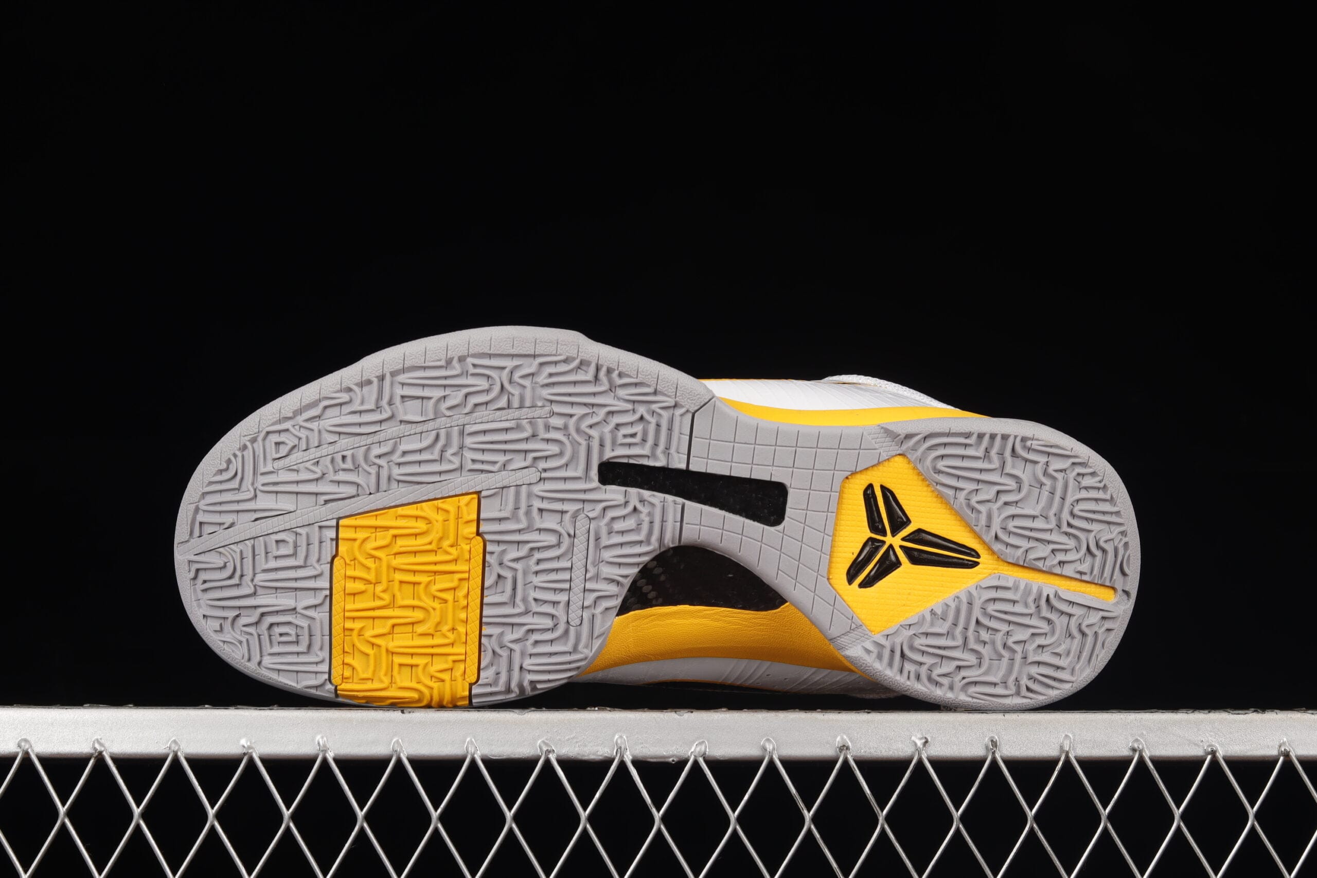 The Nike Zoom Kobe 5 White Del Sol