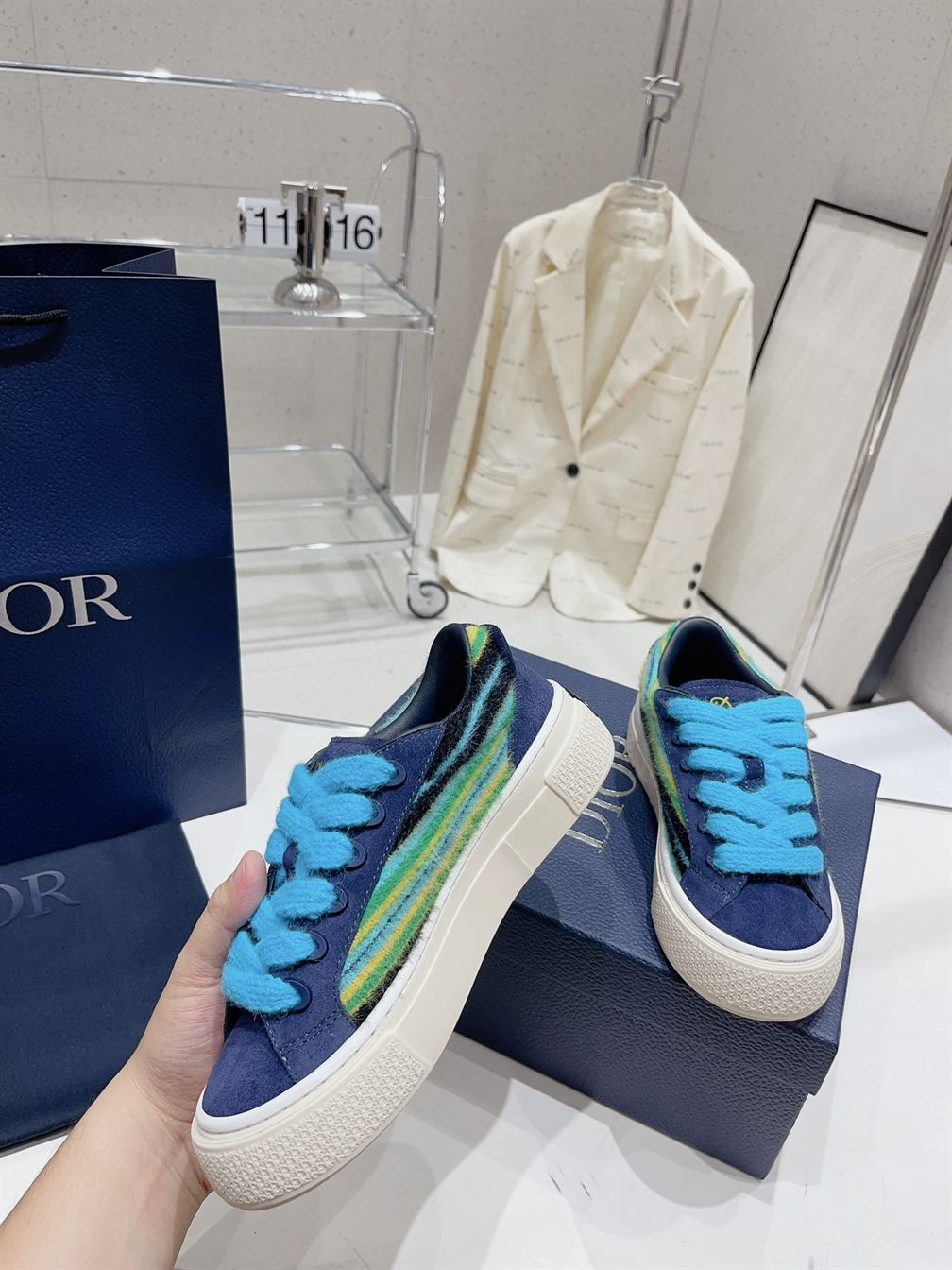 DIOR TEARS B33 SNEAKER LIMITED AND NUMBERED EDITION – DO135