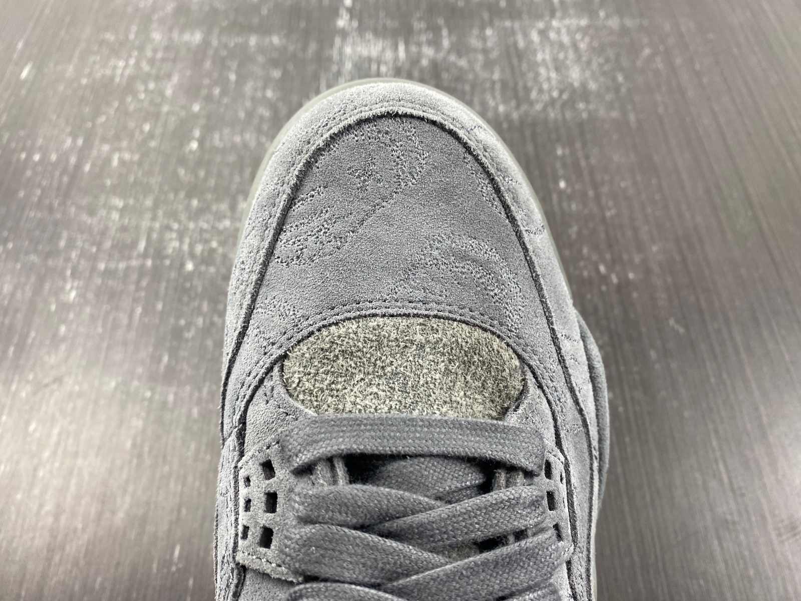 Air Jordan 4 Retro Kaws