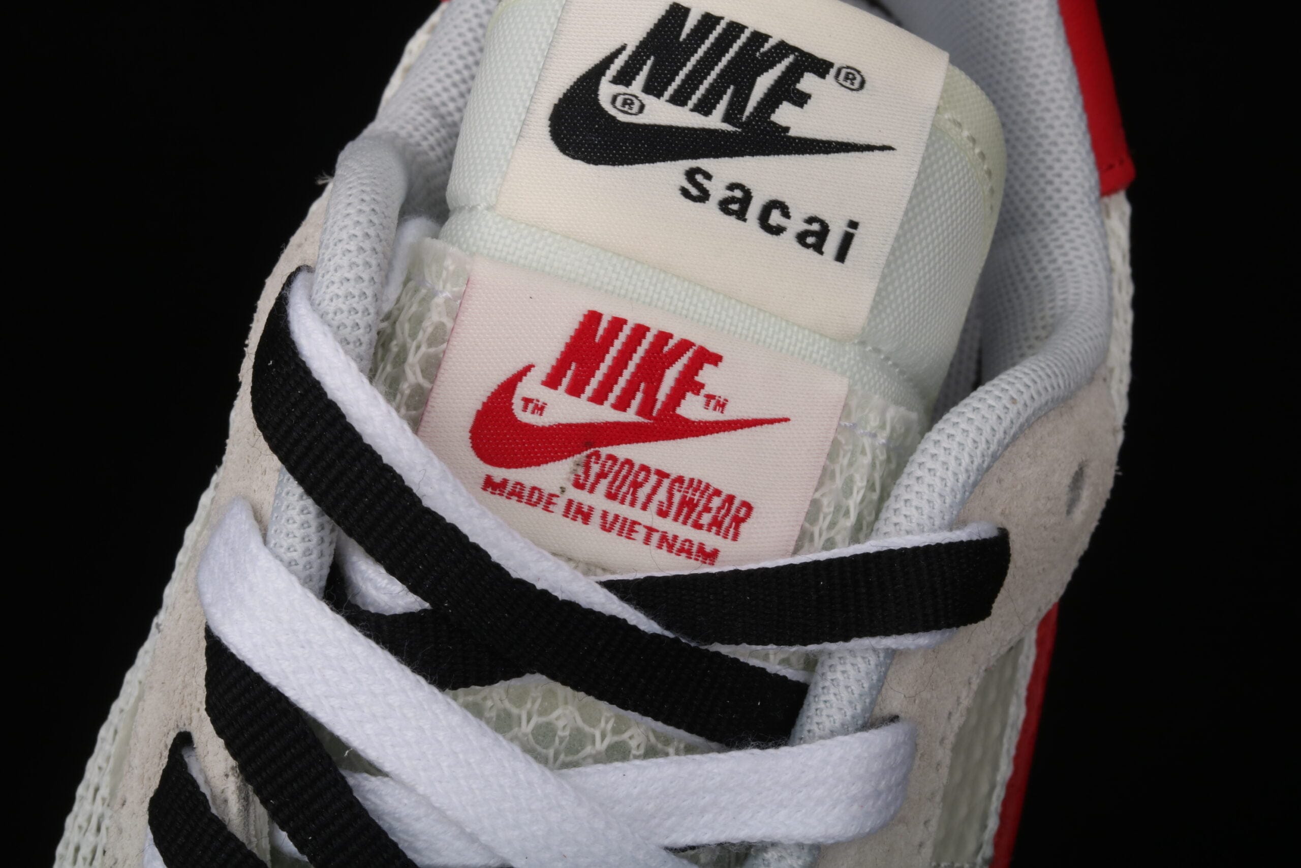 Sacai x Nike LVD Waffle Daybreak Wine Red