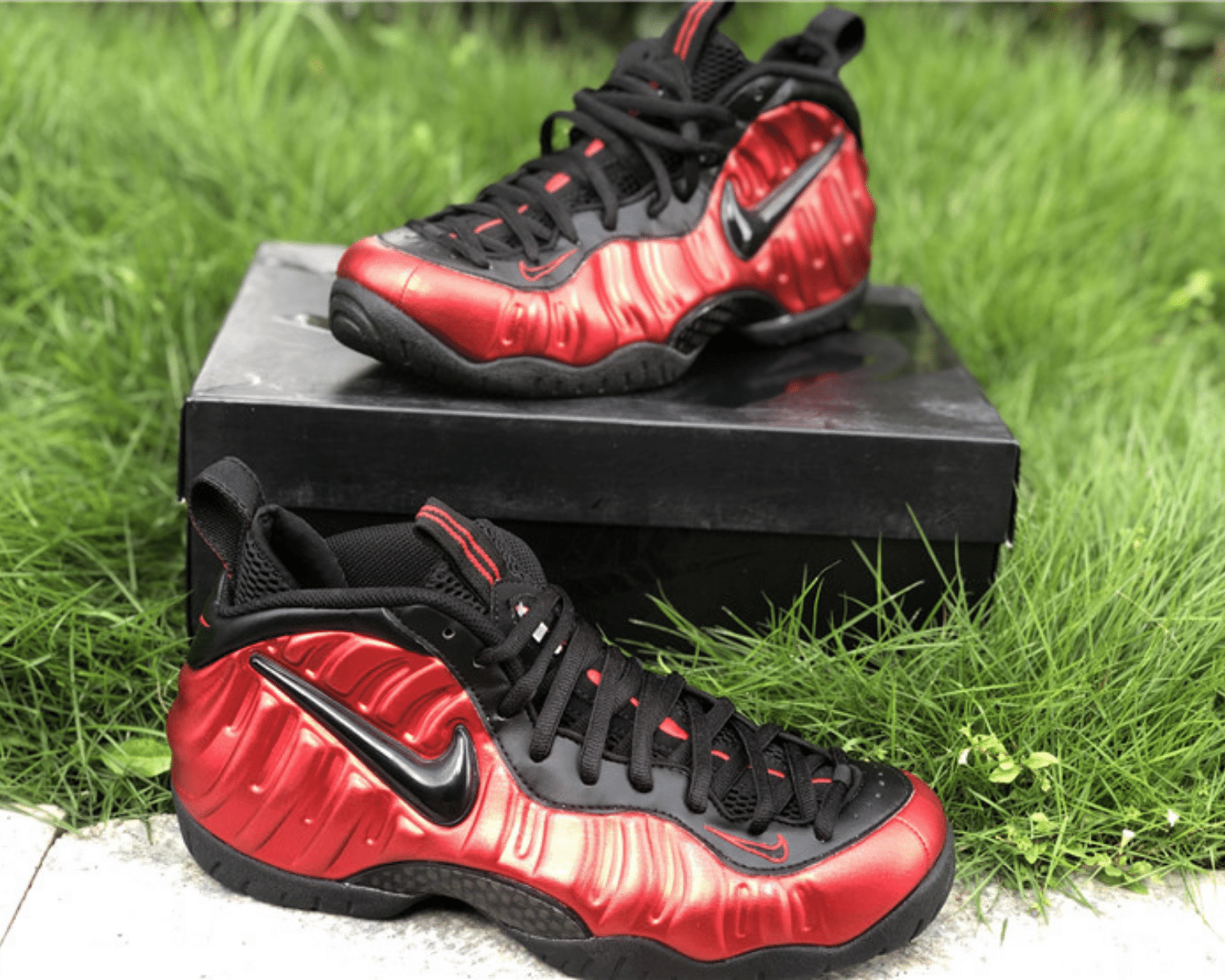 Nike Air Foamposite Pro University Red