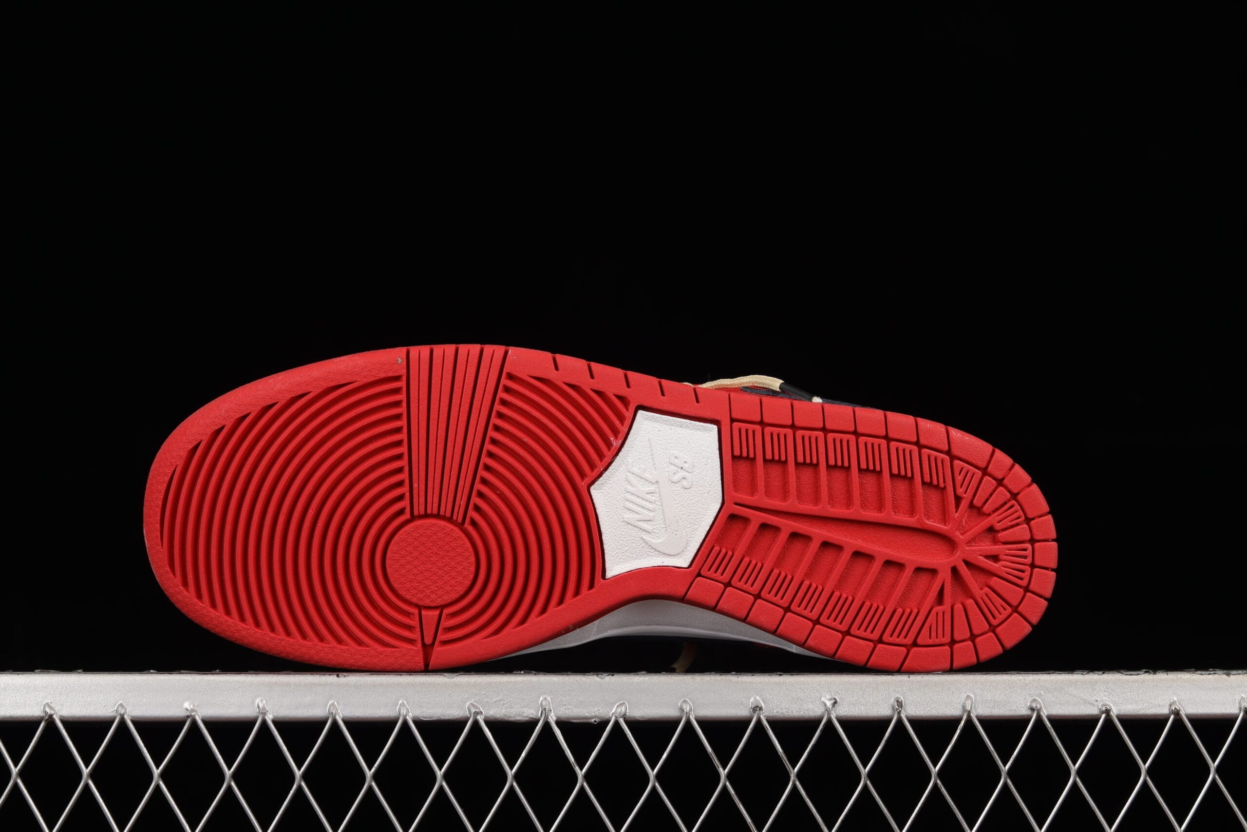 Air Jordan 1 Low Fantasy white red tie