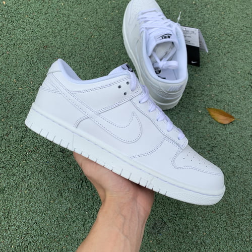 Nike Dunk Low Triple White