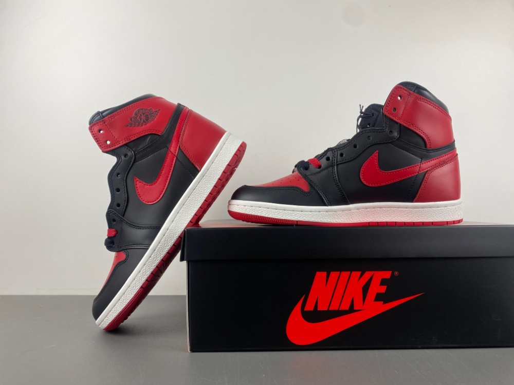 Air Jordan 1 High ’85 “Bred”