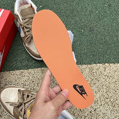 Nike Dunk Low size Dark Driftwood