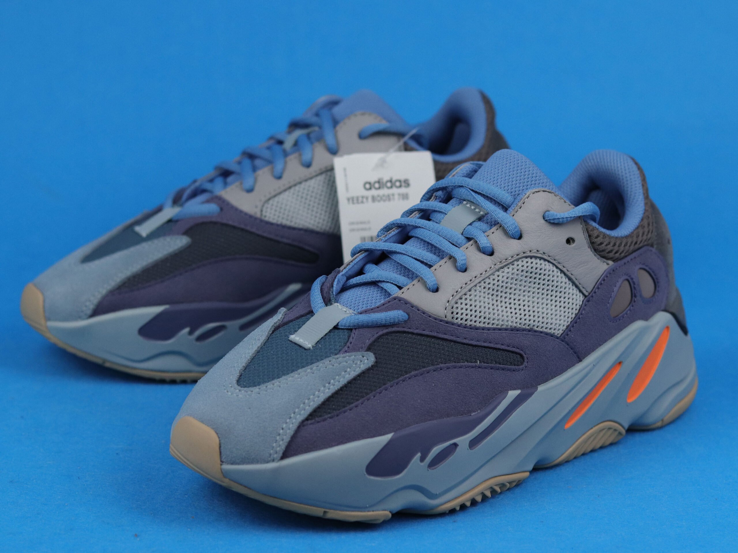 adidas Yeezy Boost 700 Carbon Blue