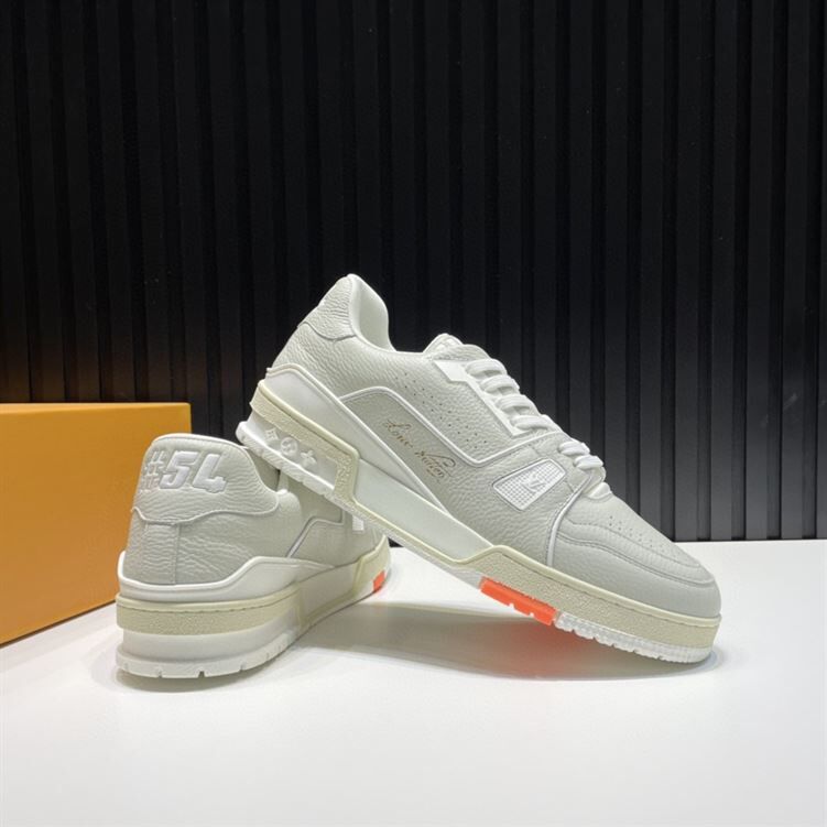 LOUIS VUITTON TRAINER SNEAKER- LVS030