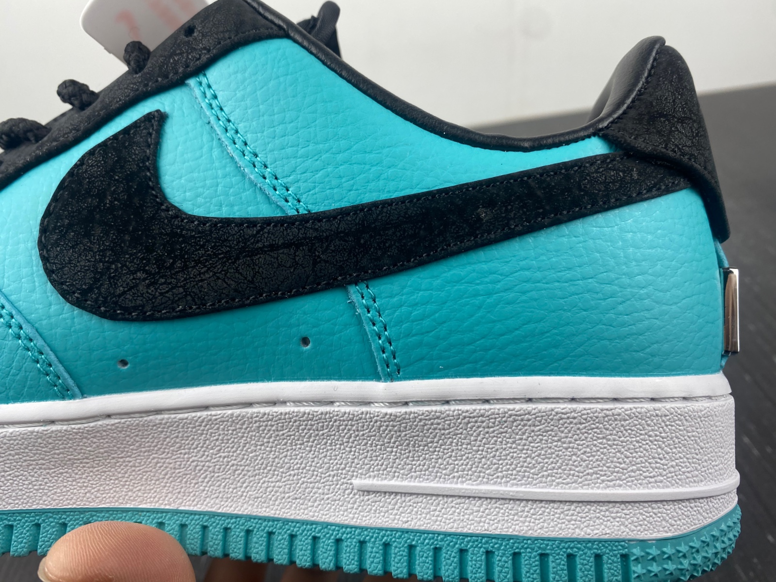 Tiffany & Co. x Nike Air Force 1 Friends and Family