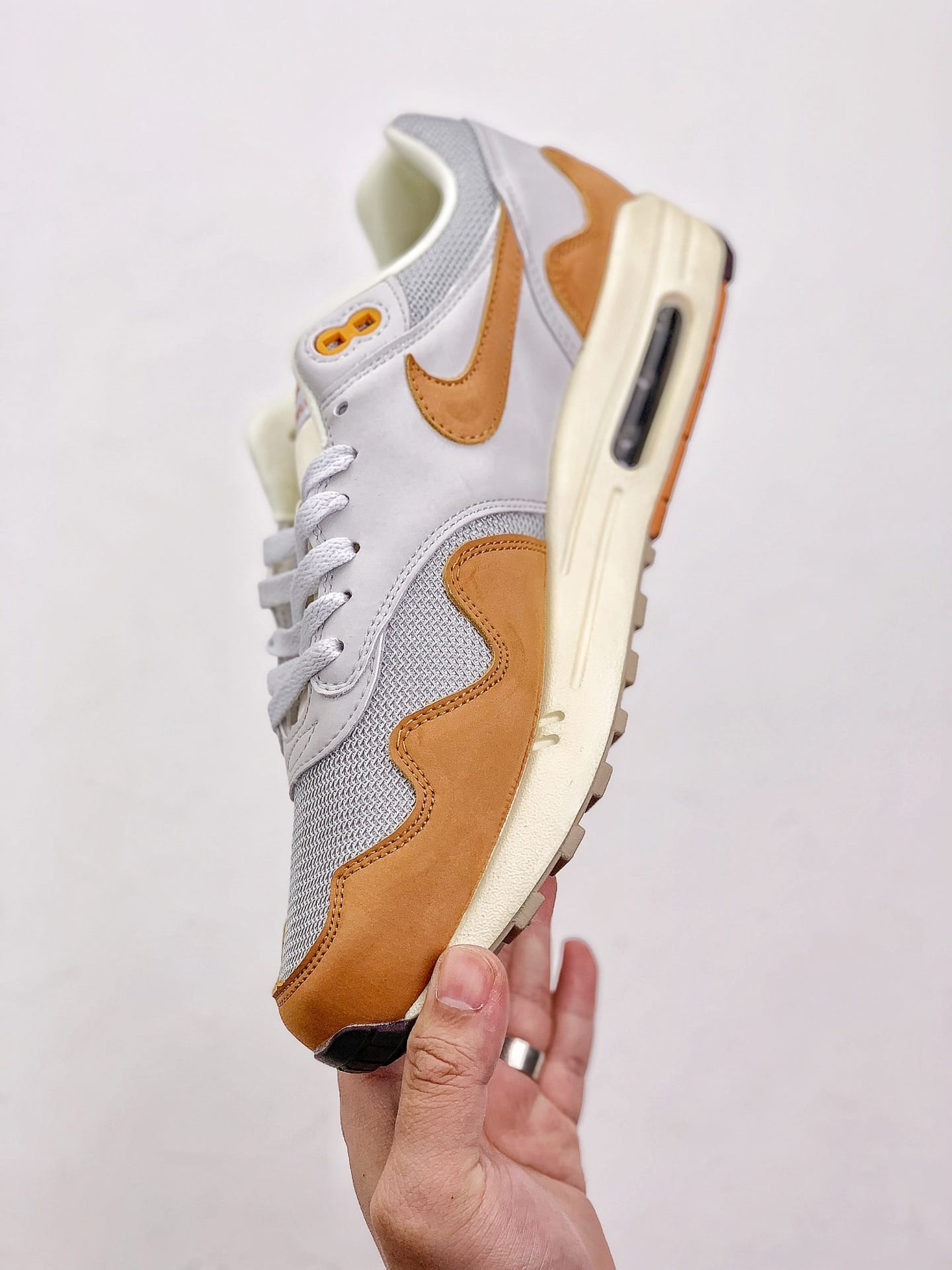 Nike Air Max 1 Patta Waves Monarch