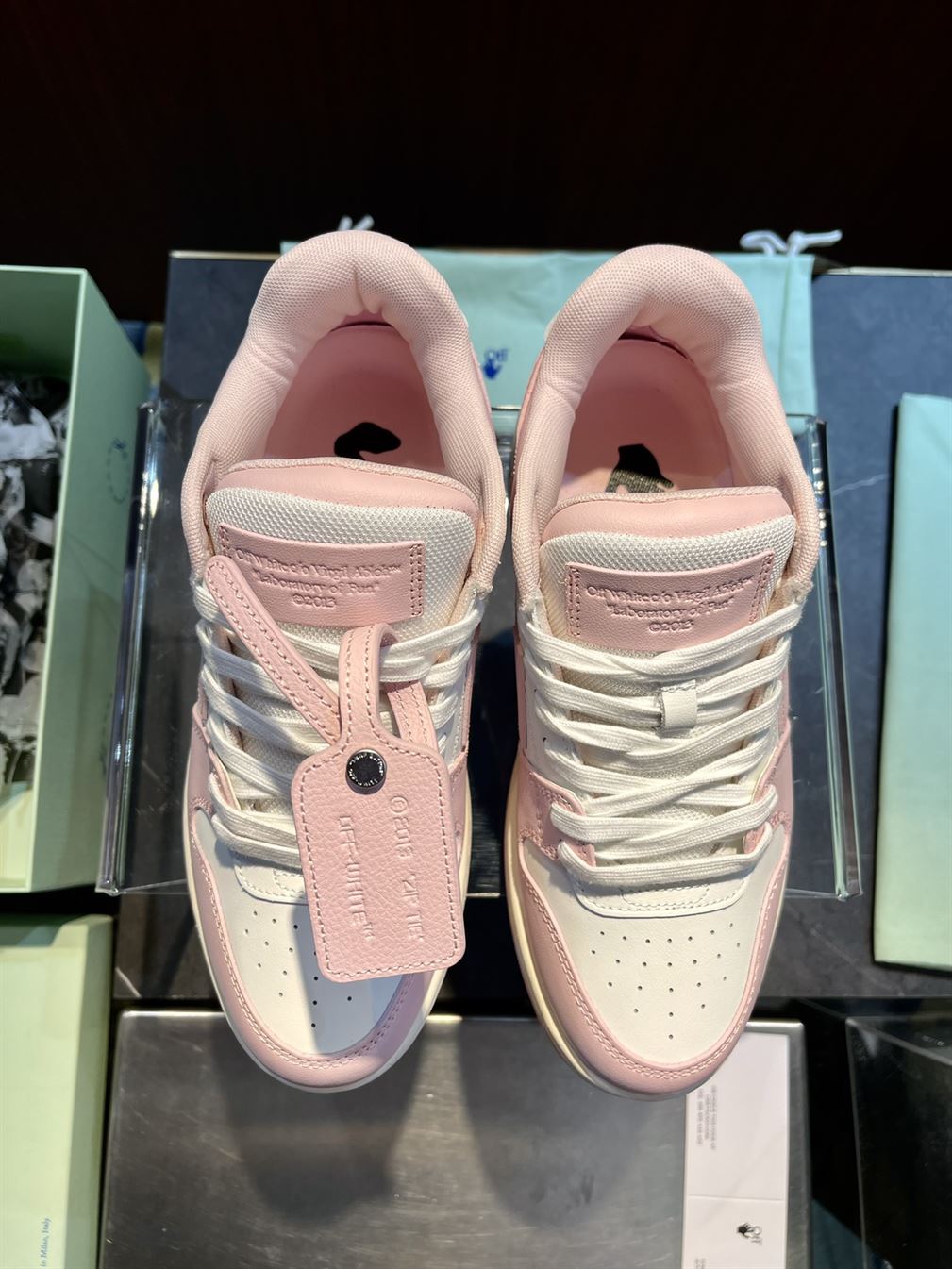 OFF-WHITE OUT OF OFFICE OOO BLACK WHITE PINK – OFW026