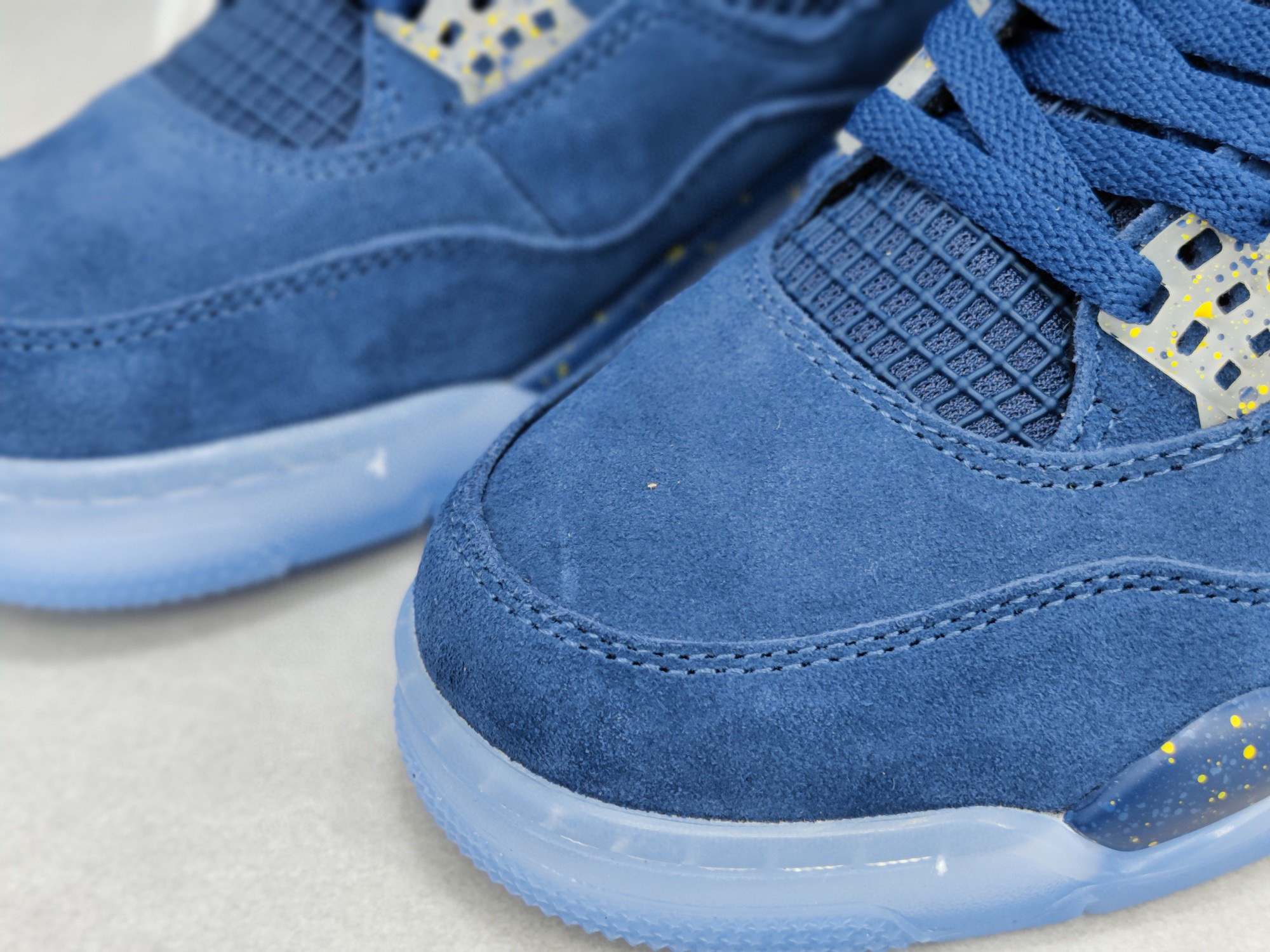 Jordan 4 Retro Michigan (PE)