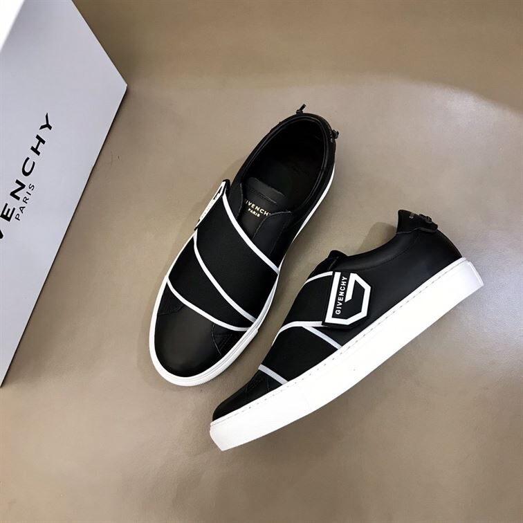 GIVENCHY ELASTICATED LOGO STRAP SNEAKERS – GVC005