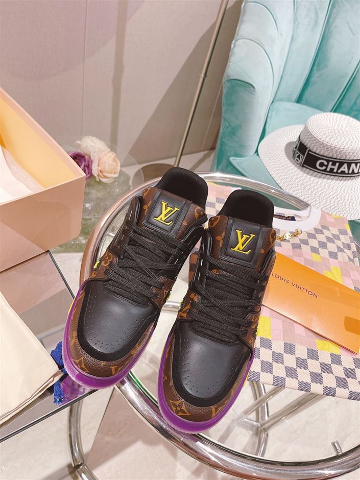 LOUIS VUITTON TRAINER MONOGRAM PURPLE – LVS130