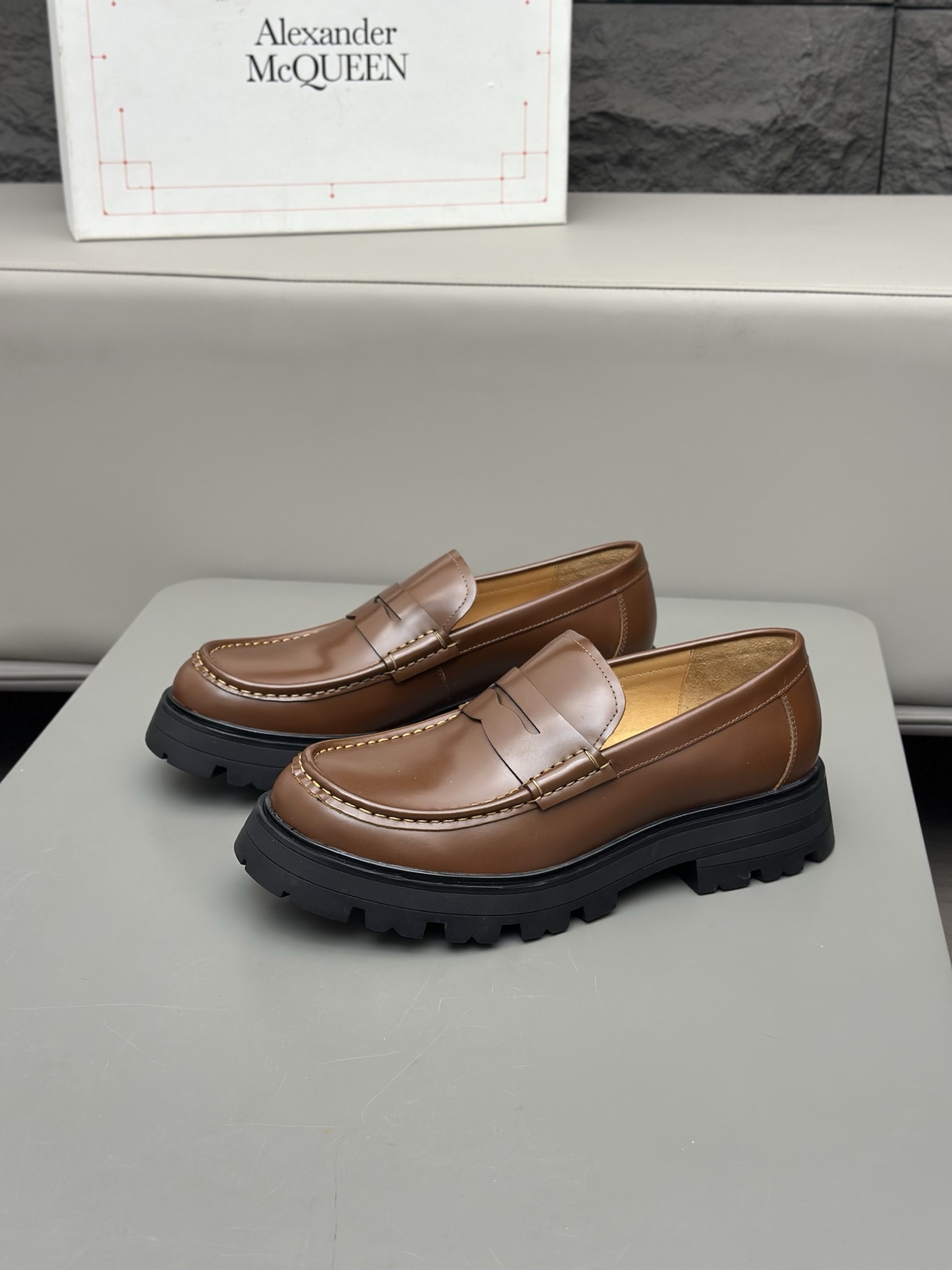 ALEXANDER MCQUEEN new men's derby shoes