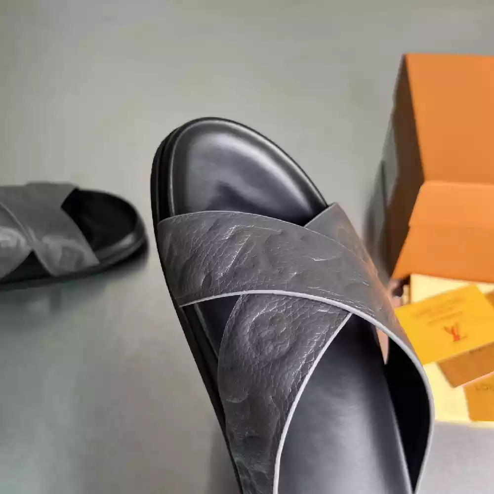 SANDAL LV BRANDED – LVSD064