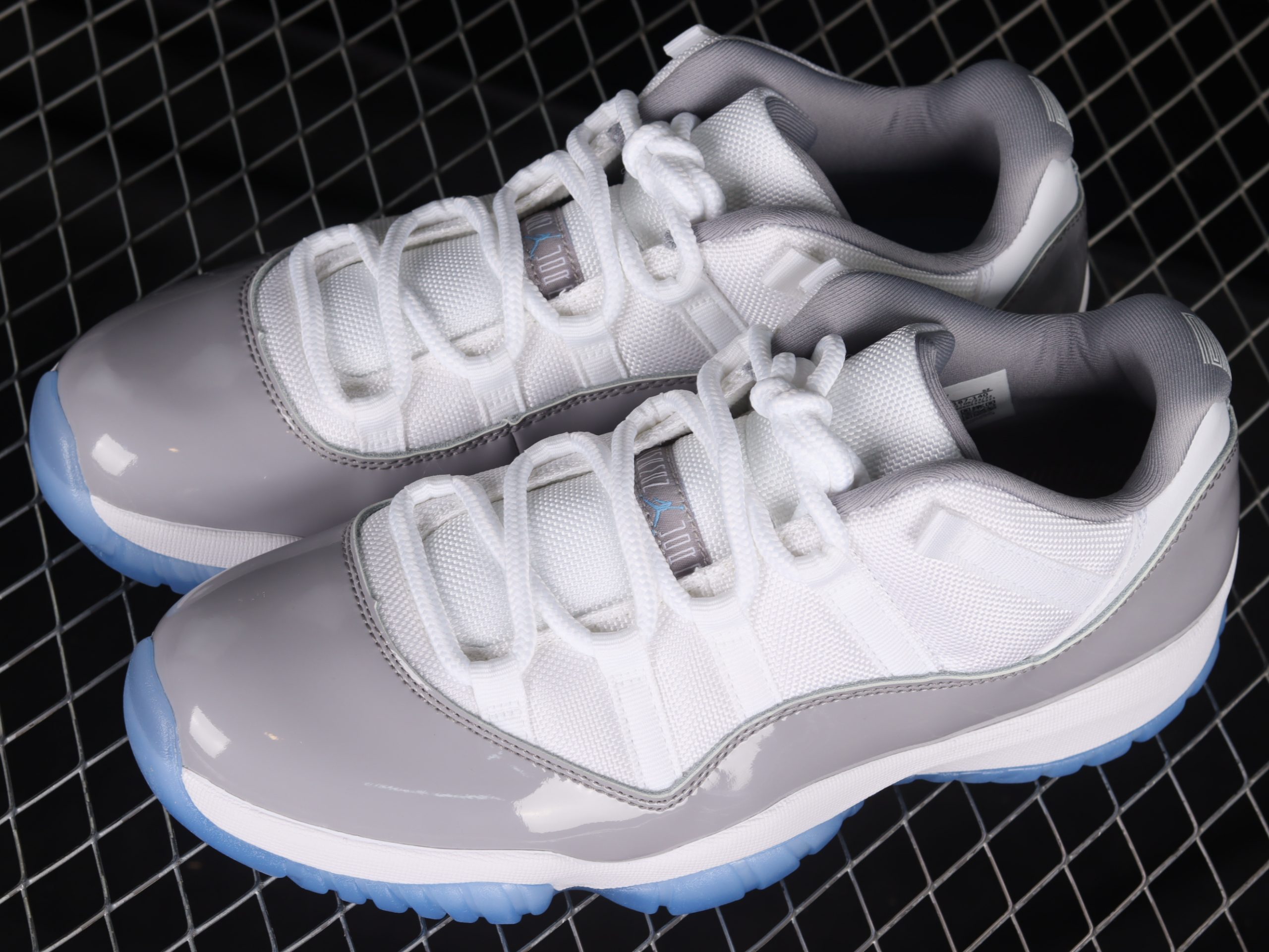 Air Jordan 11 Low Cement Gray