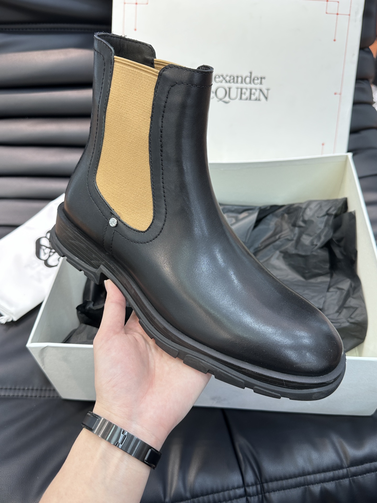 Alexander McQue* Men's high-top boots