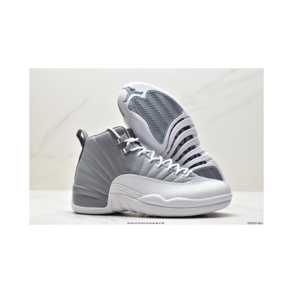 Air Jordan 12 