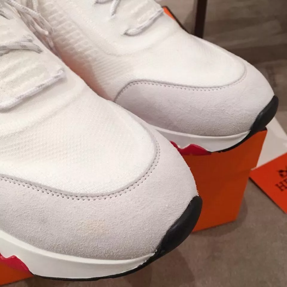 Hermes Men’s Addict Sneakers In White Knit – HM037