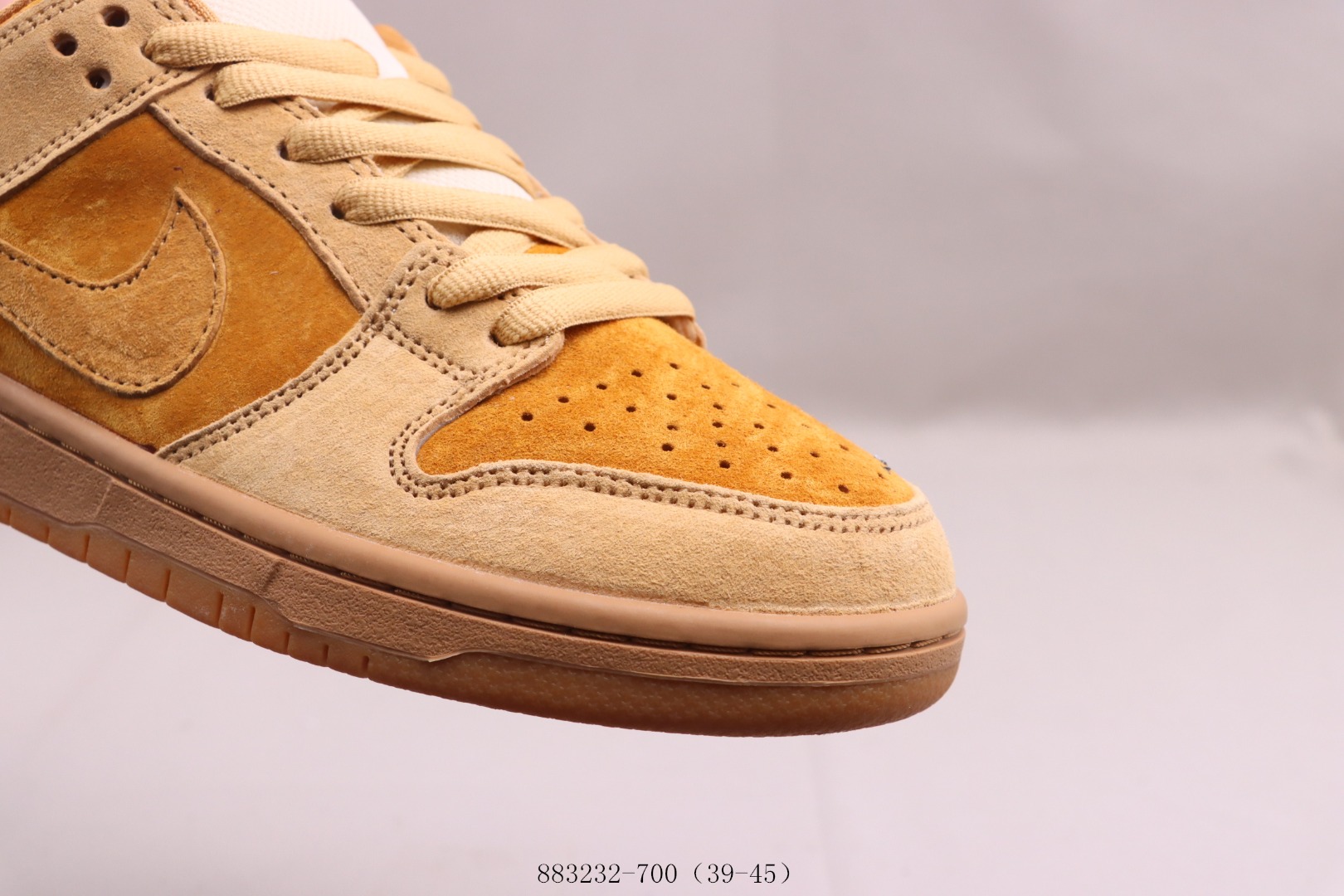Nike SB Dunk Low Pro Wheat Mocha